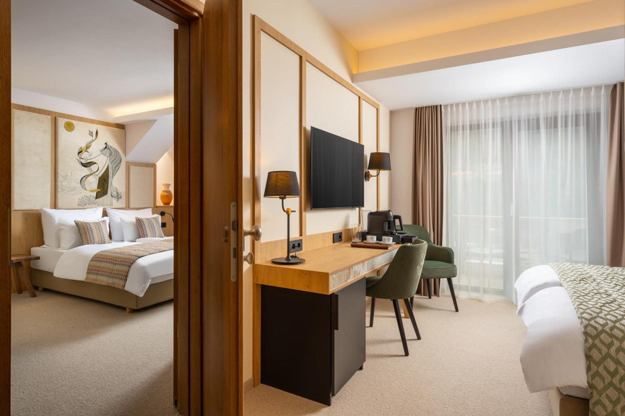 Hotel Valedor Boutique & Spa Буштени Экстерьер фото